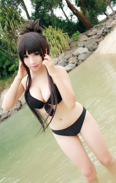 Aira_Akiyama_Mio_Cosplay_Cantik_dan_Seksi_pakai_Bikini.jpg